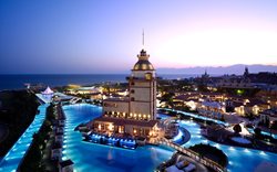 هتل مردان پالاس | مسافر یکی از لوکس ترین هتل های جهان