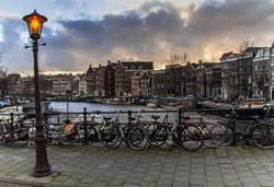 راهنمای سفر به آمستردام | راهنمای سفر به شهر دوچرخه ها