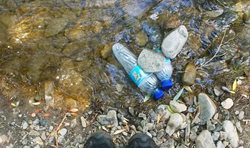 کاربرد بطری پلاستیکی در سفر | ایده های خلاقانه برای زندگی ماجراجویی