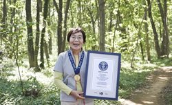 اولین زن فاتح اورست | ثبت هفت افتخار دیگر در کنار قله اورست