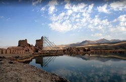 آتشکده آذرگشنسب و دریاچه تخت سلیمان | سفری به قدمت تاریخ ایران