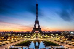 حقایق ناگفته و جالب در مورد برج ایفل در پاریس که نمی دانستید !