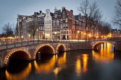 سفر به آمستردام هلند | پایتخت کشور لاله های نارنجی