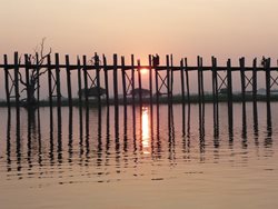 پل یو بین در برمه | طولانی ترین پل چوبی دنیا از زبان گردشگران