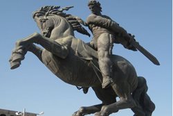 مجسمه ی ساسونتسی داوید در ارمنستان | ساسونتسی داوید قهرمان ملی