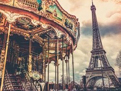 سفر ارزان به پاریس | تفریح در پاریس با هزینه ای کم