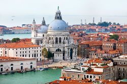 جاذبه های گردشگری ونیز | سفر به شهر جادویی ایتالیا