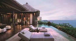 لوکس ترین هتل های بالی | اقامتی شیرین در سفر به بالی