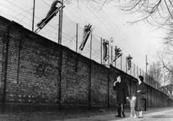 بقایای دیوار برلین درکشوهای جهان، داستانی غم انگیز از آلمان