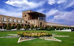 میدان نقش جهان اصفهان | نصف زیبایی نصف جهان