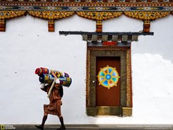 عکس منتخب نشنال جئوگرافیک | صفحه ای از بوتان