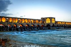 تاریخچه پل خواجو | پلی به قدمت تاریخ جهان