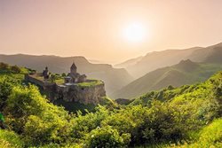 صومعه تاتو ارمنستان | بنایی شگفت انگیز با معماری دیدنی