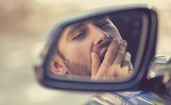 لیستی از راهکارهای جلوگیری از خواب آلودگی حین رانندگی در سفر