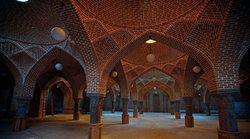 آشنایی با بازار بزرگ تبریز | قطب تجارت ایران قدیم