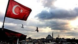 اعمال محدودیت در تمدید اقامت توریستی ترکیه
