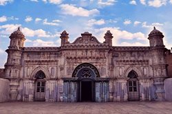 معماری به سبک هندی در مسجد رنگونی های آبادان