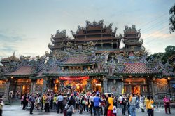معبدی برای پرستش خدای دریاها در تایوان
