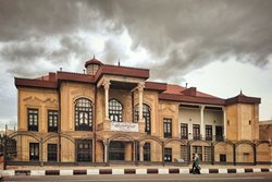 عمارت ذوالفقاری و روایتی از مردان نمکی زنجان