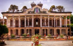 میهمان زیبایی های معماری باغ موزه نارنجستان شویم