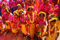 جشنواره رنگ در شهر کلکته هند + تصاویر