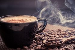 آیا نوشیدن قهوه برای نوجوانان مضر است؟