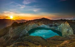 آشنایی با دریاچه های کلیموتو اندونزی و اسرار پنهانشان