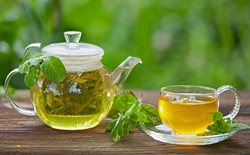 چای سبز با حساسیت های غذایی مبارزه می کند