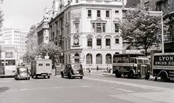 حال و هوای دهه 50 میلادی لندن + تصاویر
