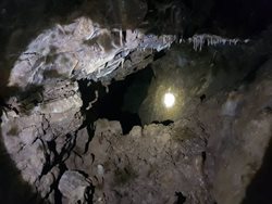 اعلام کشف غار طبیعی در گیلان در ایام کرونایی