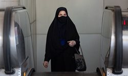 اجباری شدن ماسک زدن در مترو + عکسها