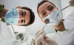 بایدها و نبایدهای مراجعه به دندانپزشک در زمان همه گیری کرونا