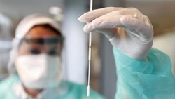 سازمان جهانی بهداشت: ویروس کرونا ممکن است هیچ وقت از بین نرود
