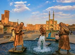 اعلام شروع به کار صنعت گردشگری یزد در آستانه فطر
