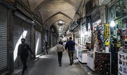 تاریک و روشن بازار تهران + عکسها