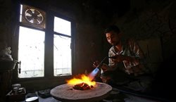 کارگاه ساخت زیورآلات ترکمن + عکسها