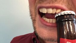 کارهای روزمره ای که دندان هایتان را خراب می کند