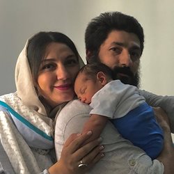 عکس زوج بازیگر با فرزند تازه متولد شده شان