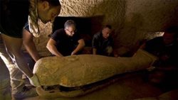 13 تابوت مهر و موم 2500 ساله در مصر کشف شدند