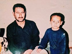 روایت وزیر ارتباطات از اتفاقی که کمر پدرش را شکست + عکس