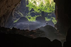 بزرگترین غار جهان در ویتنام + عکس