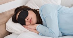 اگر بیش از 10 ساعت در روز می خوابید، احتمالاً مشکلی در بدن شما وجود دارد