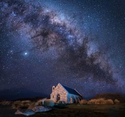 آسمان رویایی پر ستاره در دل شب + عکس