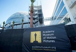 اعلام به تعویق افتادن افتتاح موزه اسکار