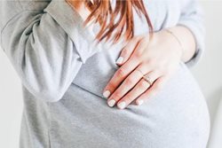 انتقال کووید 19 در سه ماهه سوم بارداری به نوزاد غیر محتمل است