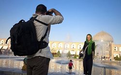 رفت و آمد گردشگران خارجی به ایران چه زمانی عادی می شود؟