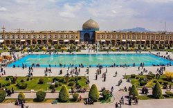 خطر از بیخ گوش میدان نقش جهان اصفهان گذشت