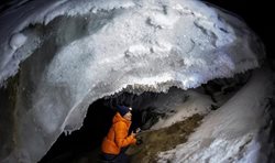 یخچال های طبیعی قزاقستان + عکسها