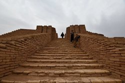 شهری باستانی در عراق که میزبان رهبر کاتولیک های جهان شد