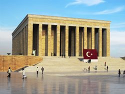 آرامگاه آتاتورک در آنکارا؛ یکی از مهمترین چهره های تاریخ ترکیه